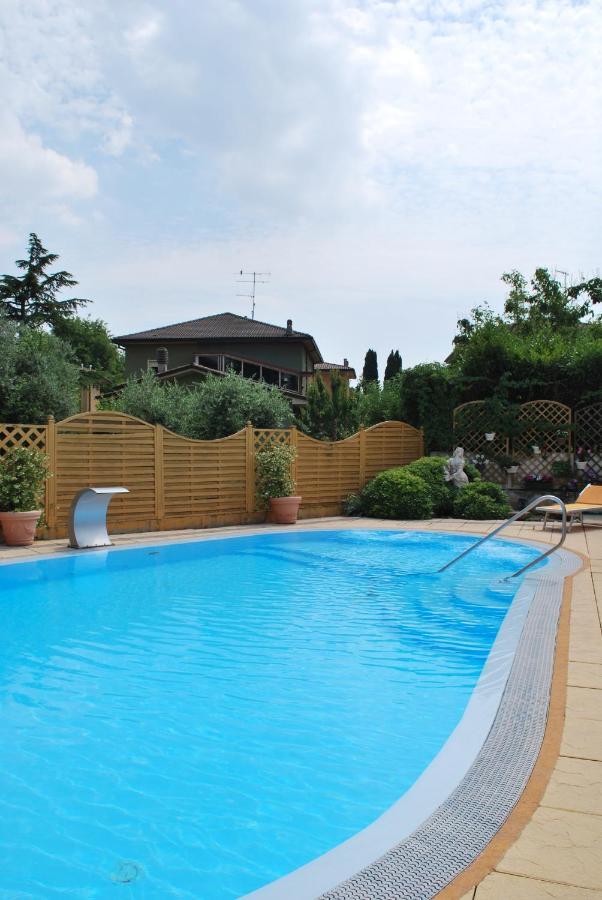Hotel Alsazia Sirmione Exterior photo