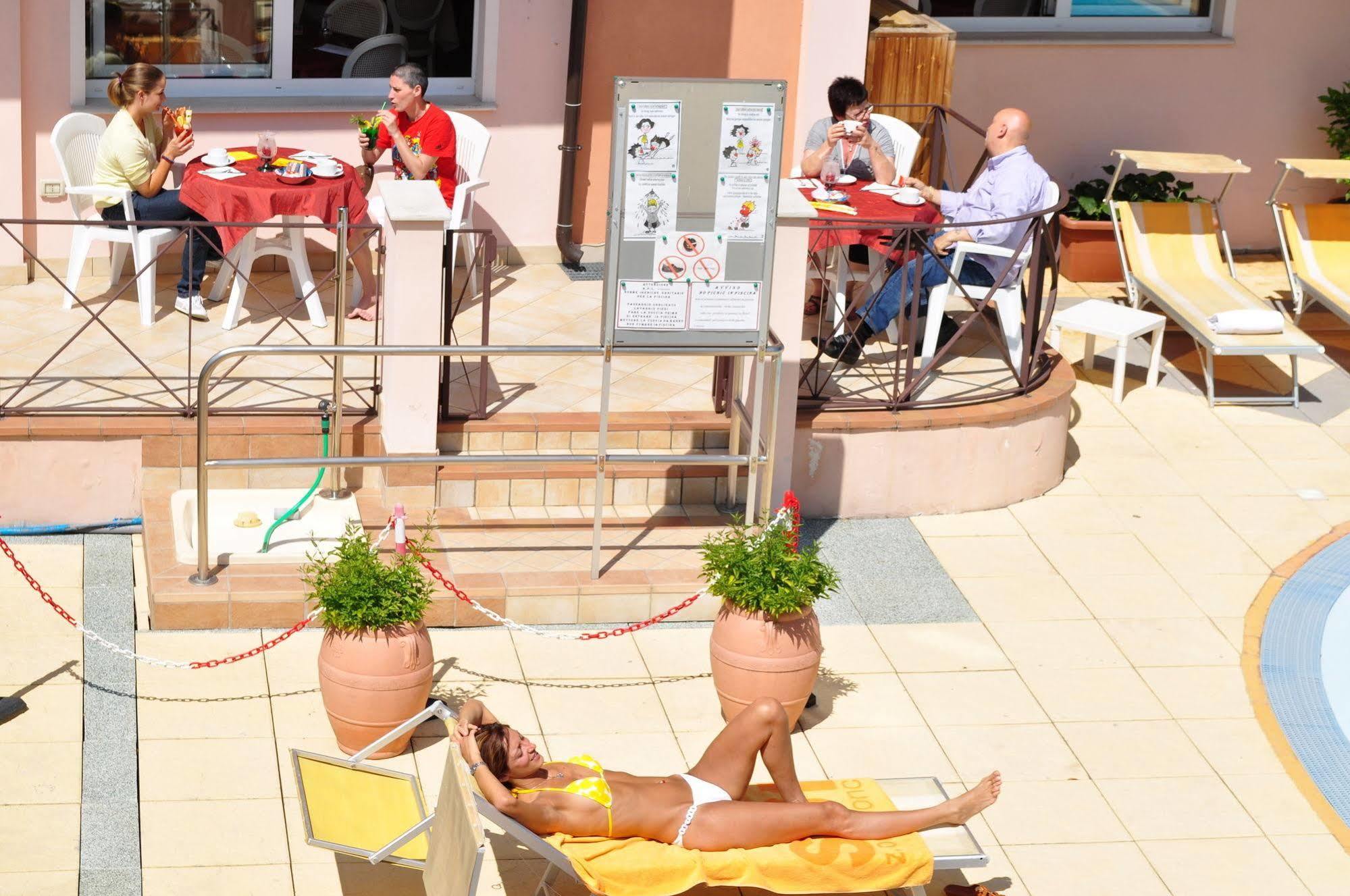 Hotel Alsazia Sirmione Exterior photo